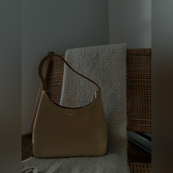 Nine West Accessories | Tan Faux Woven Straw or Wicker Handbag - Picture 4 of 8